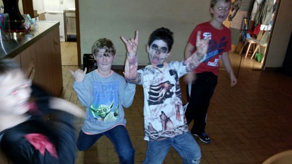 HP_2014_HalloweenKids01